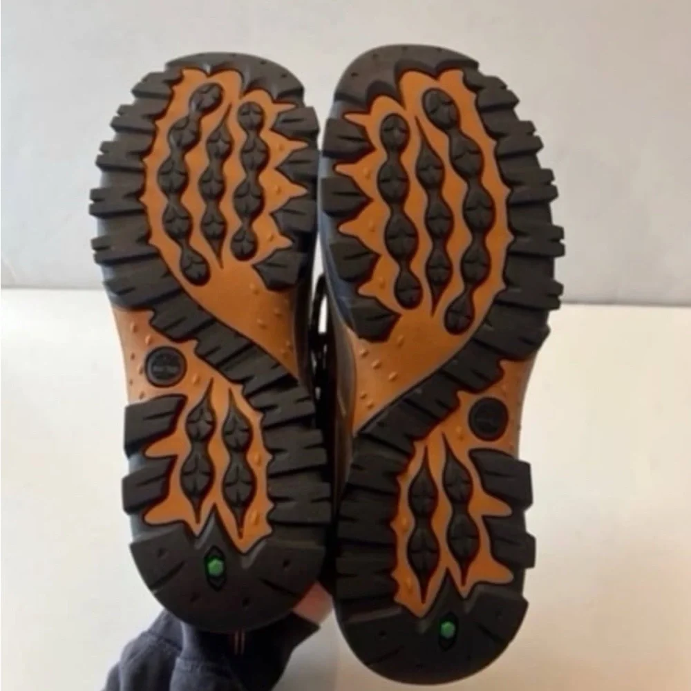 NWT Timberland Youth Mt. Maddsen Waterproof Hiking Boots size 5.5